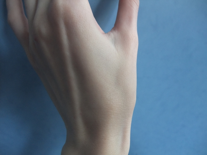 Крем для рук и кутикулы Beauty farm на козьем молоке смягчающий