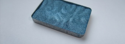 Яркие тени для век Just