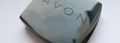 Avon True Colour eyeshadow quad Urban skyline