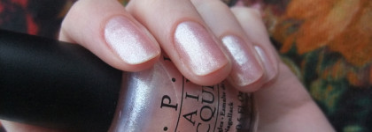 Воплощение нежности OPI NL R44 Princesses Rule