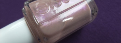 Essie Nail Polish № 40 Demure vix