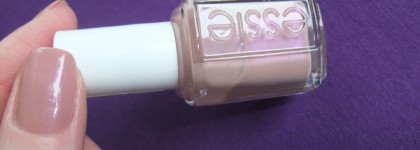 Essie Nail Polish № 40 Demure vix