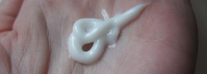 Yves Rocher Low ShamPoo мягкий крем для мытья волос