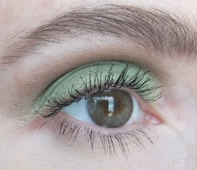 Немного весенних красок с J.Cat Beauty Eyeshadow
