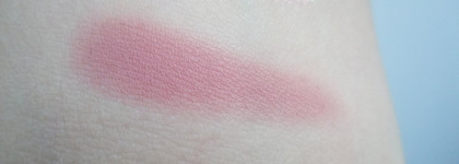 Huda Beauty Nude Light Obsessions в оттенке Light Nude