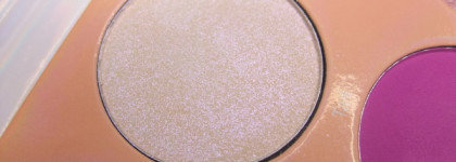 Juvia's place The Douce eyeshadow palette