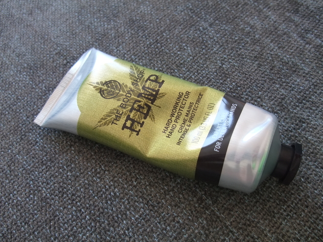 Крем для рук с экстрактом конопли The body shop Hemp