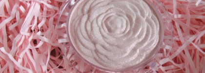 Есть решение: альтернатива инди-брендам или бюджетный дуохромный хайлайтер/тени Essence Bloom Baby, Bloom! тон 02 Rose & Shine