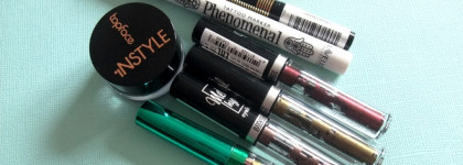 Топ-7 бюджетных подводок для глаз