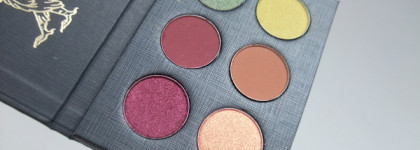 Sigil Inspired Tammy Tanuka Златогривый Царственный Грифон