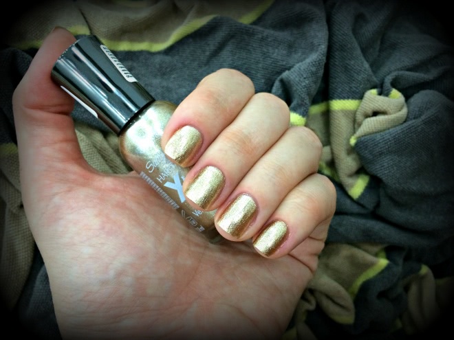 Классическое золото Xtreme wear Nail color 485 Golden-I Sally Hansen