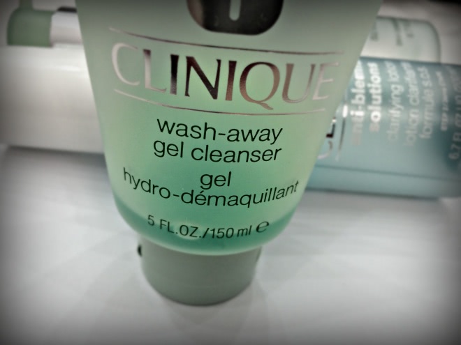 Clinique Wash-Away Gel Cleanser