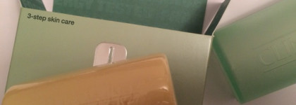 Проверено годами Clinique three little soaps Mild dry combination