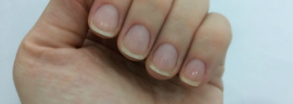 Гелевая основа под лак Essence The Gel Nail Polish Base Coat