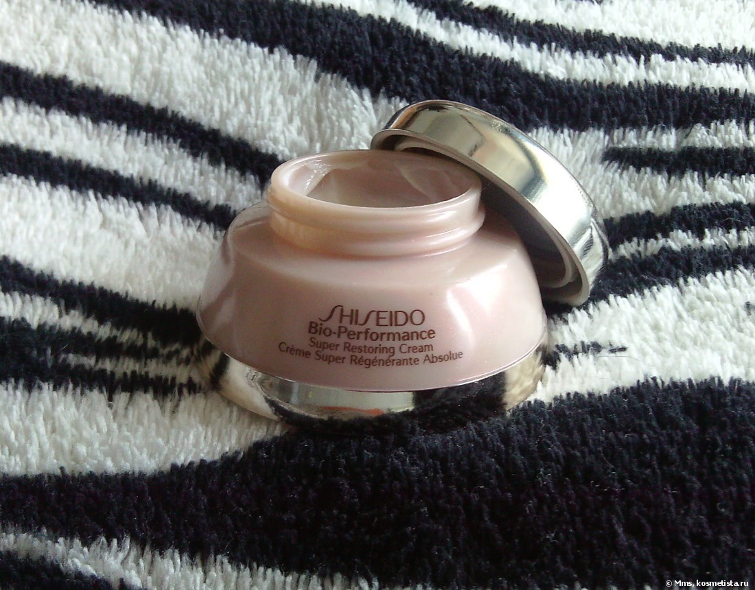 Крем для кожи вокруг глаз shiseido skincare