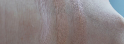 Три белы девицы: как три разных тональных основы от Seventeen, Bourjois и Barry M помогают мне в жизни