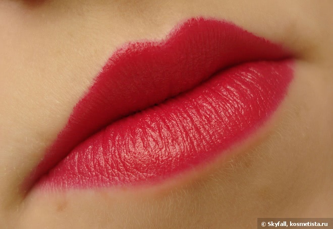 NYX Matte lipstick в оттенке Bloody Mary (Mls18)