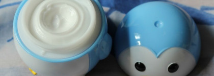 Holika Holika Penguin's Dream Hand Cream - корейский пингвиненок, который отлично ухаживает за кожей рук