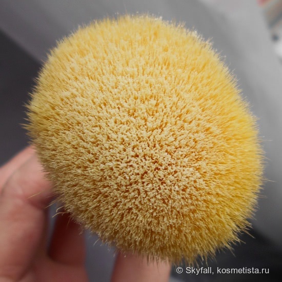Компактная матирующая пудра Limoni Transparent matte powder