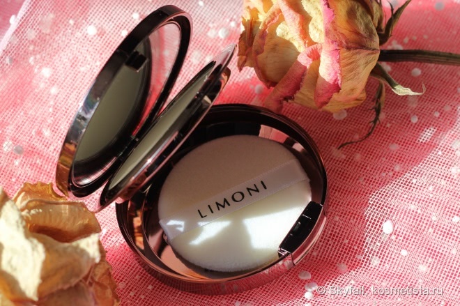 Компактная матирующая пудра Limoni Transparent matte powder