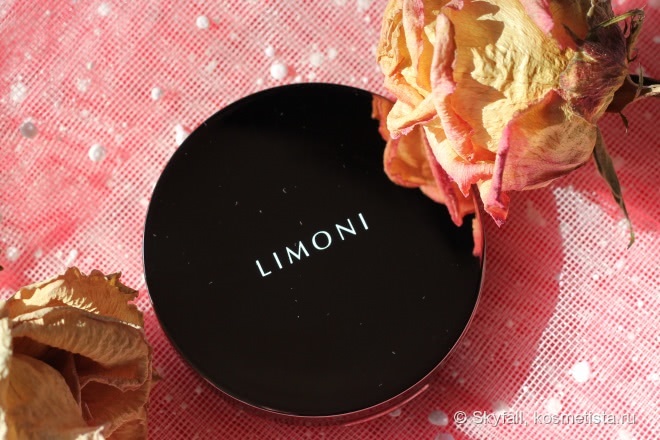 Компактная матирующая пудра Limoni Transparent matte powder