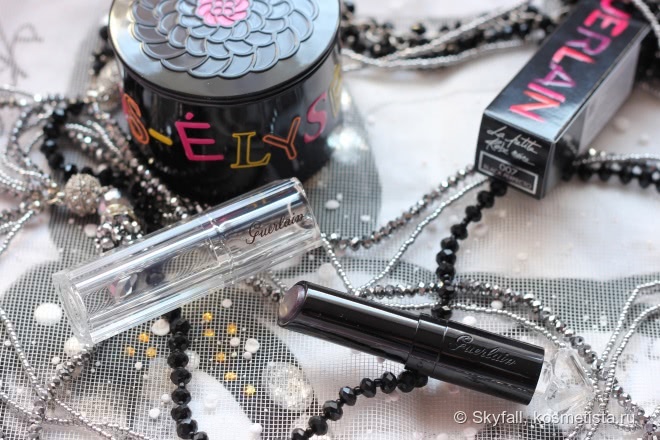 Губная помада Guerlain La Petite Robe Noire Lipstick 007 Black Perfecto