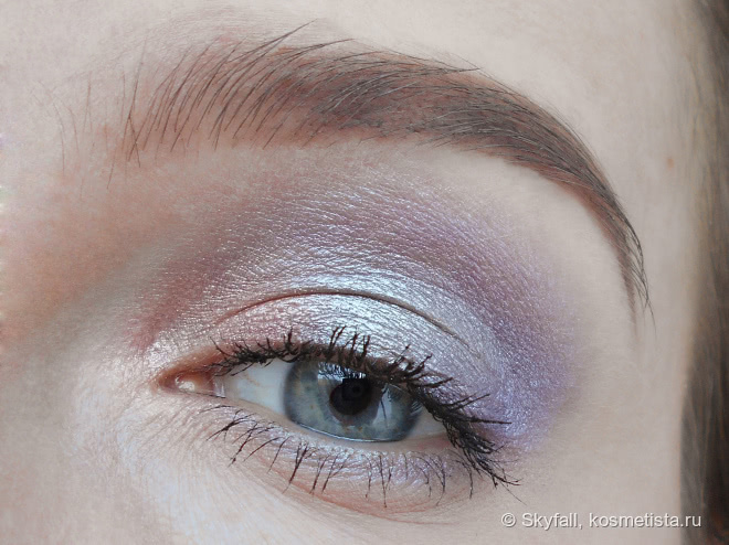 Палетка теней Sleek MakeUp I-Divine Enchanted Forest
