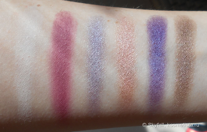 Палетка теней Sleek MakeUp I-Divine Enchanted Forest