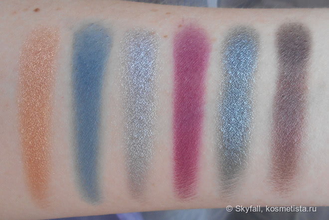 Палетка теней Sleek MakeUp I-Divine Enchanted Forest