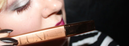 Объемная тушь для ресниц Avon серии Luxe в оттенке Burgundy