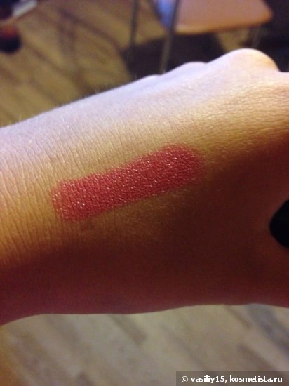 Estee Lauder Pure Color Envy Sculpting Lipstick № 220 Powerful