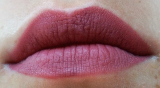 Зимой и летом не одним цветом -- помада от TheBalm в оттенке Charming