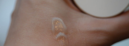 Укрепляющий и регенерирующий бальзам для губ Clarins Multi-Regenerante