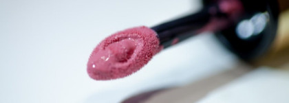 Блеск для губ и румяна YSL Baby Doll Kiss&Blush в оттенке 3