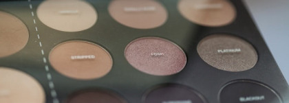 Интерактивный макияж с универсальной палеткой 3-в-1 Smashbox Shape Matters Palette