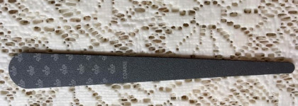 Королевский маникюр шаг 2: Royal Tools Magic File - Волшебная пилочка для кутикулы