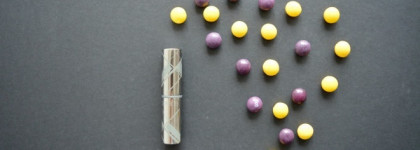 Моя ягодная  Catrice Graphic Grace C01 Straight Style Powdery Lips