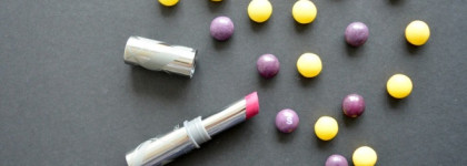 Моя ягодная  Catrice Graphic Grace C01 Straight Style Powdery Lips