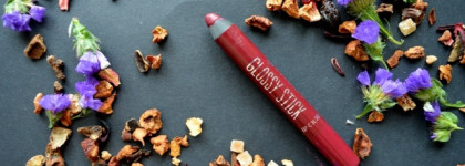 Essence Glossy Stick в оттенке 05 Brilliant Burgundy