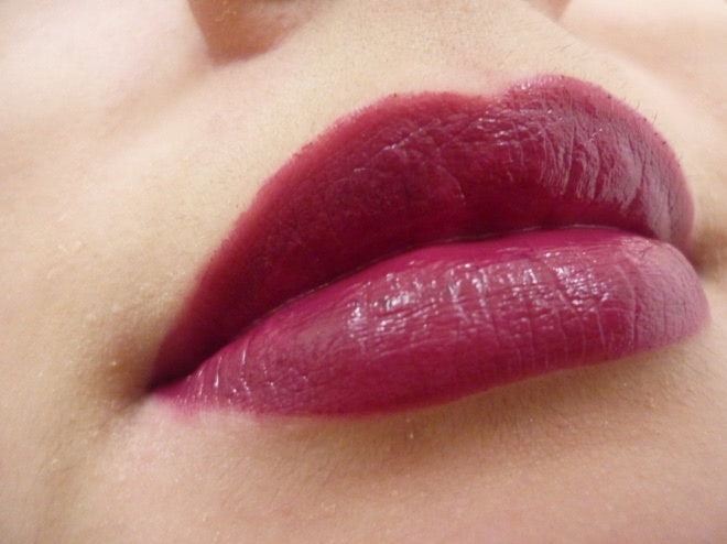 MAC Satin Lipstick in Rebel