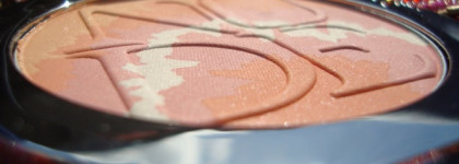 «Diorskin Nude Tan Tie Dye Edition Blush Harmony Limited Edition 002Coral Sunset » – Румяна Диор (лимитированный выпуск)