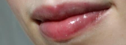 Бальзам для губ "Мед и Мюсли Био" от Yves Rocher