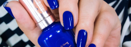 Sailor pin-up c Sally Hansen