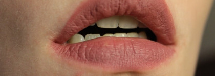 Чудесные и не очень карандаши для губ Essence