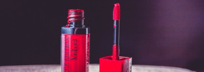 Битва двух красных матовых помад Bourjois Rouge Edition Velvet
