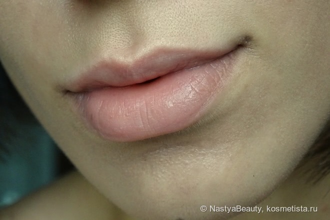 Жидкая матовая помада Maybelline Vivid Matte Liquid #50 Nude Thrill