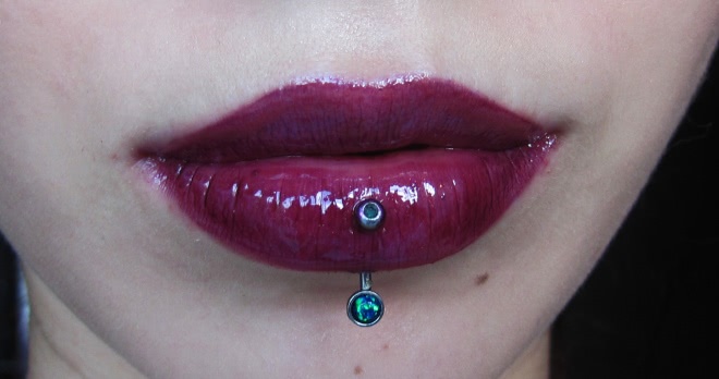 А счастье было так возможно Tom Ford Ultra Shine Lip Gloss Wet Violet