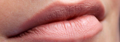 Seventeen Matte Lasting Lipstick SPF 15 в оттенке 01