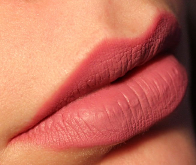 Seventeen all day lip color в оттенке Rose Lilac