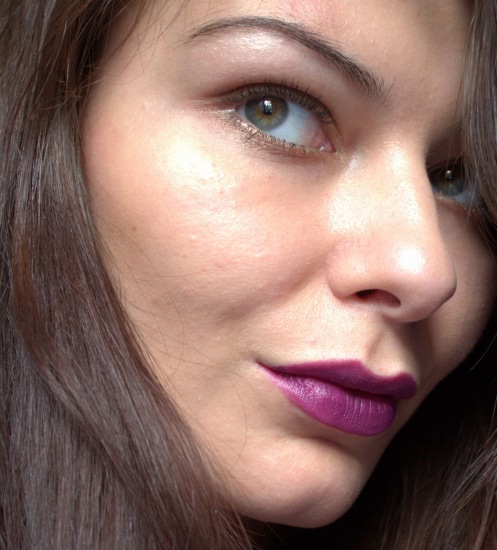 H&M matte lipstick в оттенке Landinski